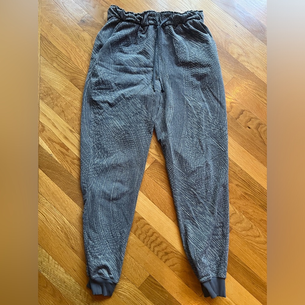 Lululemon Stretch High-Rise Joggers